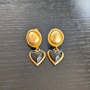 Gold dangle earrings with black gem heart
